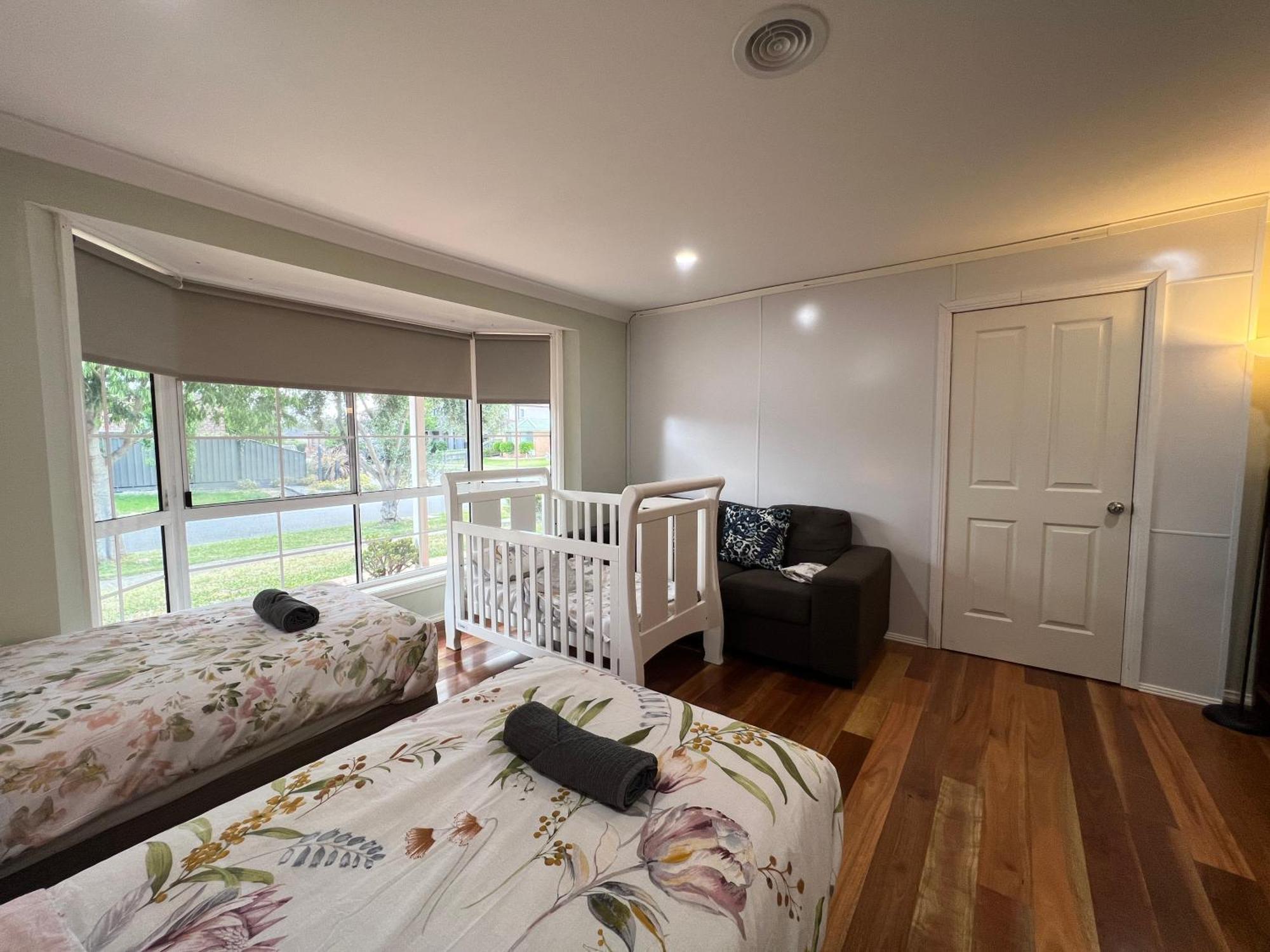 Sydenham Spacious 6 Bedroom Holiday Home 15 Min Away From Melbourne Airport מראה חיצוני תמונה
