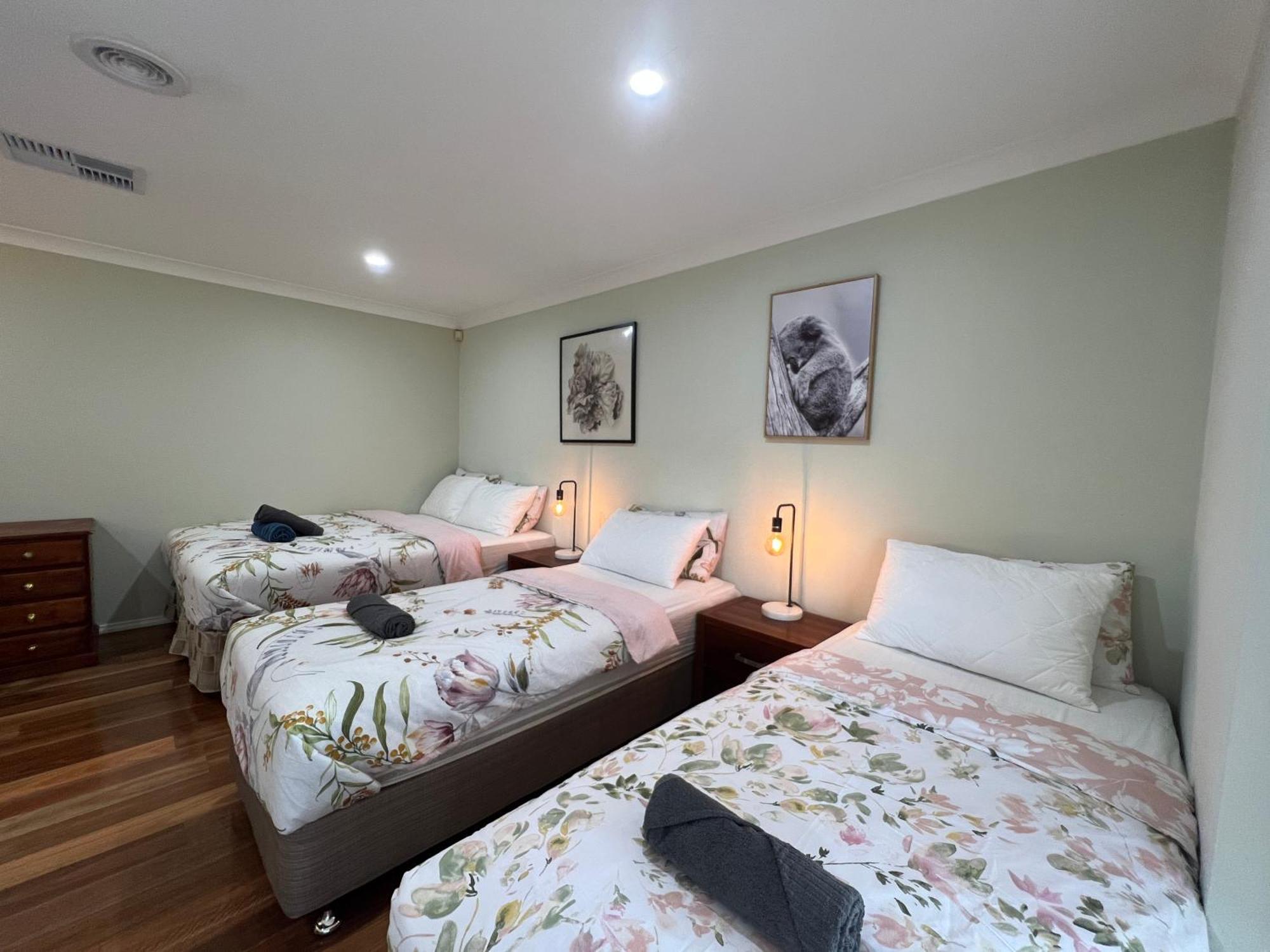 Sydenham Spacious 6 Bedroom Holiday Home 15 Min Away From Melbourne Airport מראה חיצוני תמונה