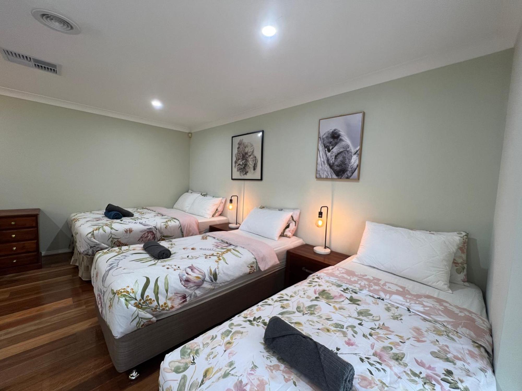 Sydenham Spacious 6 Bedroom Holiday Home 15 Min Away From Melbourne Airport מראה חיצוני תמונה