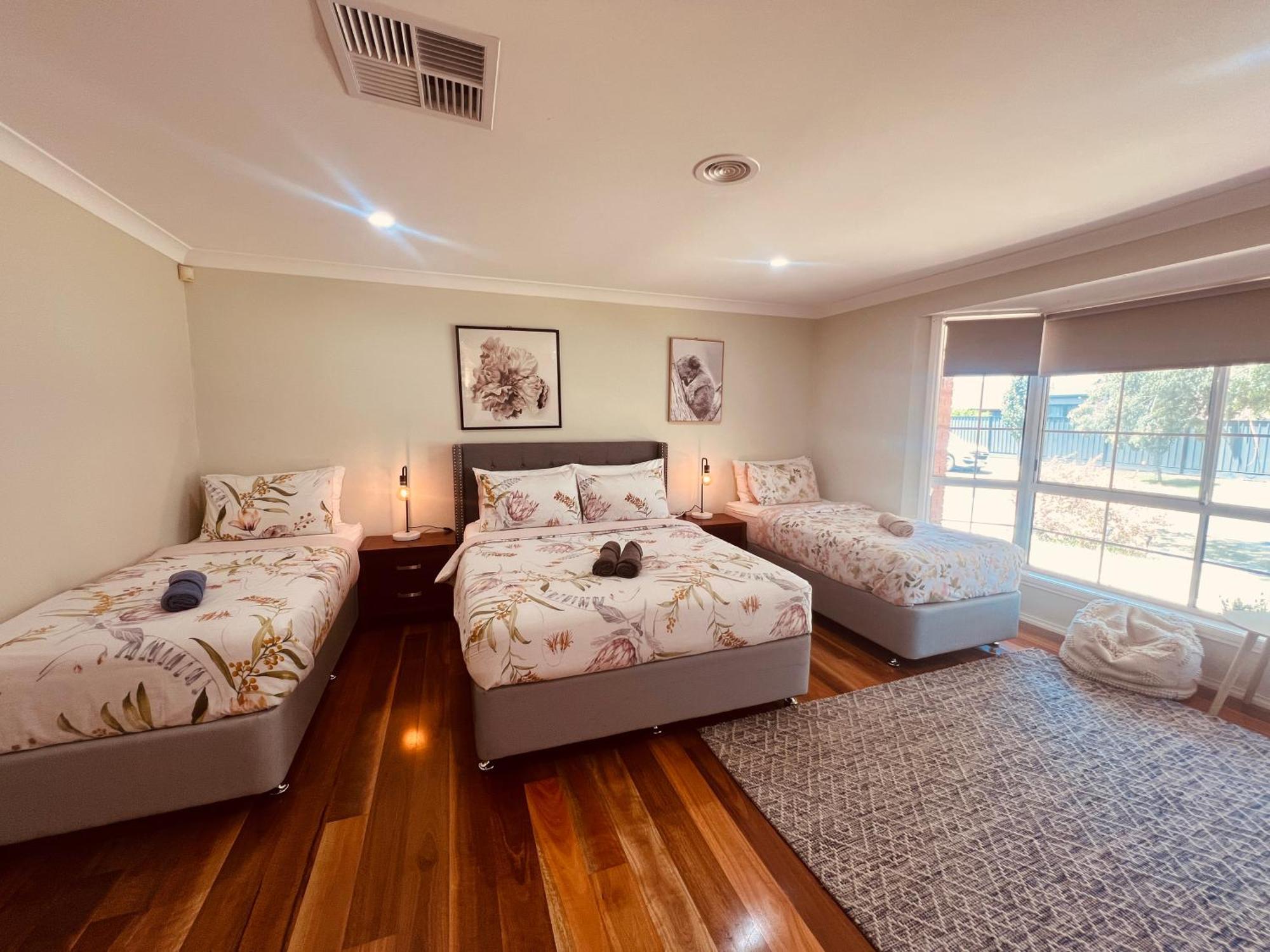 Sydenham Spacious 6 Bedroom Holiday Home 15 Min Away From Melbourne Airport מראה חיצוני תמונה